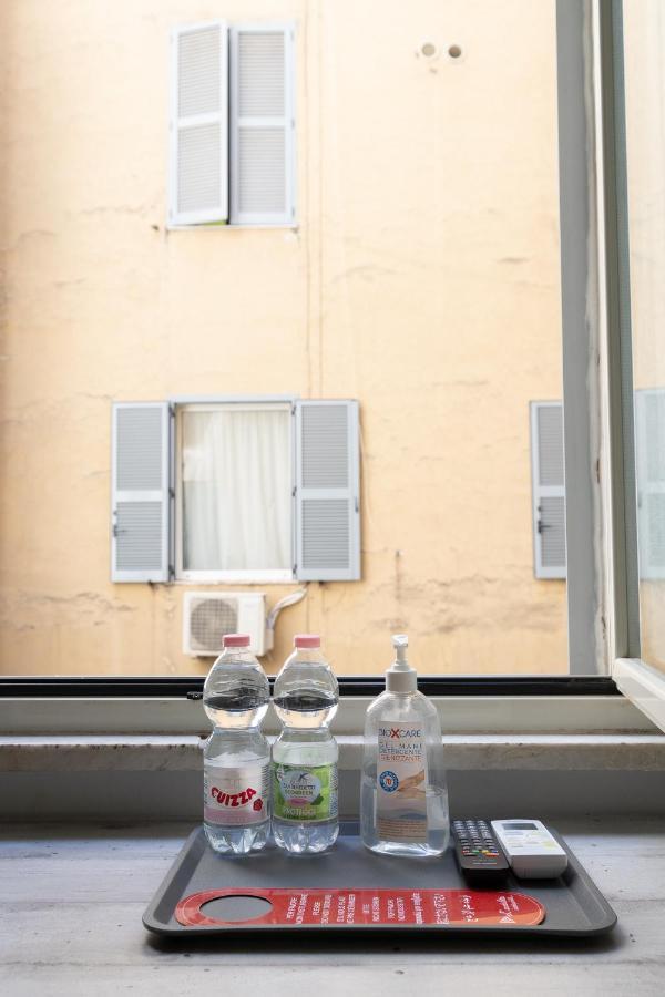 Romafullhouse Guesthouse Exterior photo